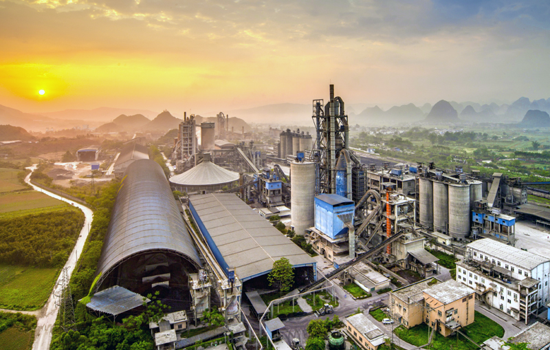 魚峰集團(tuán)太陽村基地晨曦 作者：王迎春(1).jpg