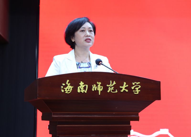 海南師范大學(xué)校長過建春講話.jpg