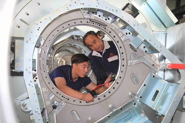 卡斯特金屬裝配車間   崔振武.jpg