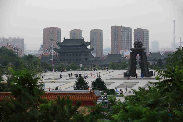 家文化廣場  孟曉軍.jpg