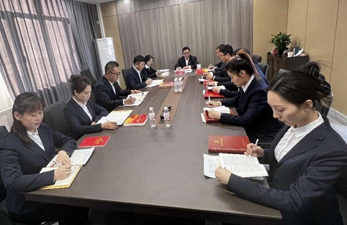 黑龍江省人大代表、黑龍江中朗文化集團董事長 陳嘉.jpg