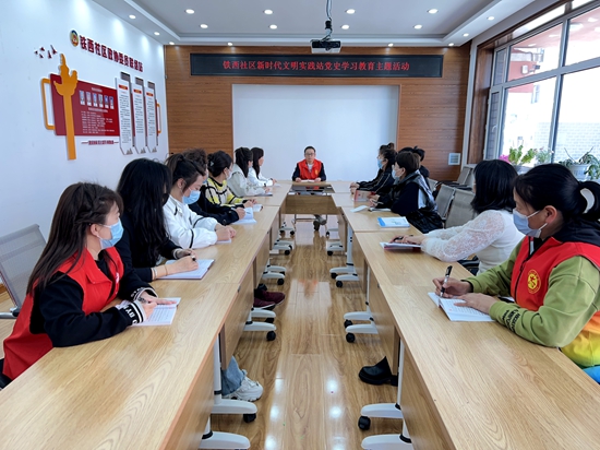 ：“學(xué)黨史 跟黨走”黨史學(xué)習(xí)教育活動(dòng).jpg