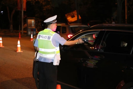 公安夜巡6).jpg