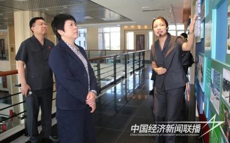 鄭青調(diào)研2).jpg?v=1695564184