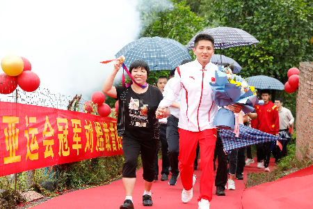 20231009  亞運(yùn)會(huì)冠軍劉煜5.png