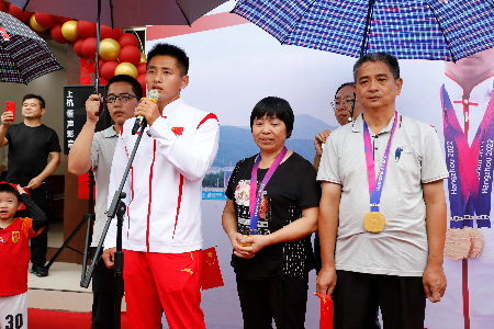 20231009  亞運(yùn)會(huì)冠軍劉煜10.png