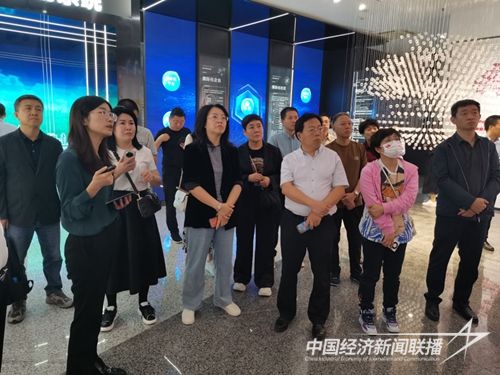 7ed6c5f0e765862d894f24f8ce7ec57.jpg?v=1698638907