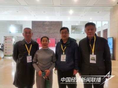 單點(diǎn)合影(1).jpg?v=1700799882