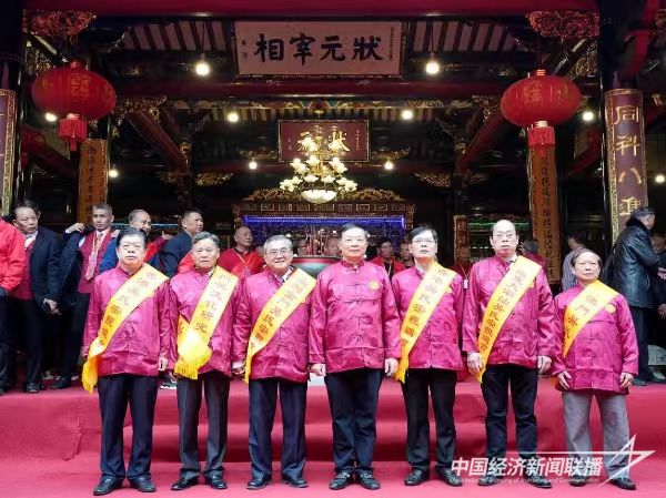 20231205  臺(tái)港澳吳氏宗親團(tuán)體來(lái)泉2.jpg?v=1701920619