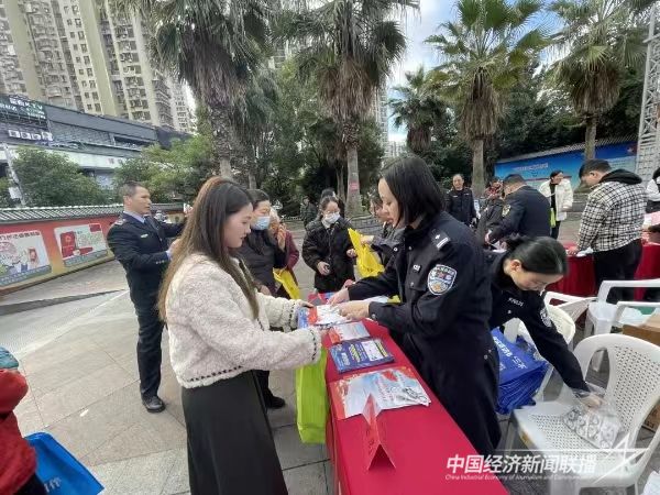 20231207  福安警方“12·4”“憲法宣傳周”宣傳活動(dòng)2.jpg?v=1701920492