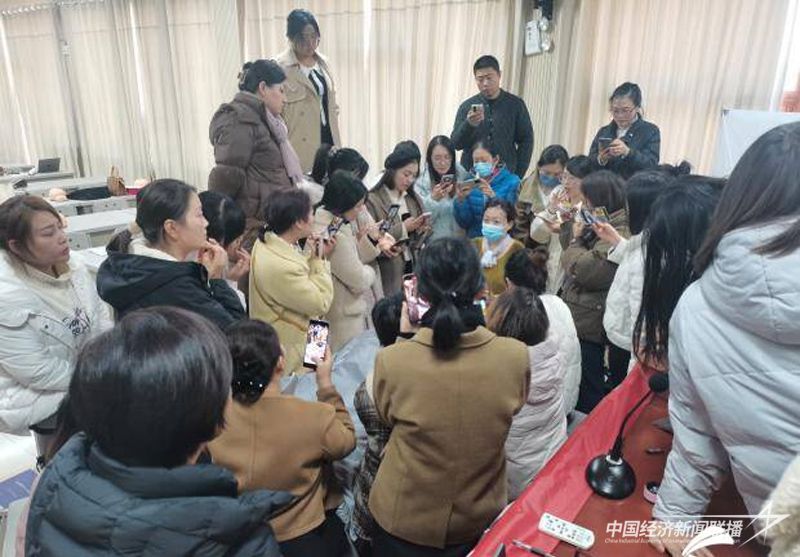 1225.4.jpg?v=1703492743