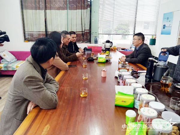 20231226  中經(jīng)聯(lián)播走進李果之鄉(xiāng)永泰順達食品7.jpg?v=1703601322