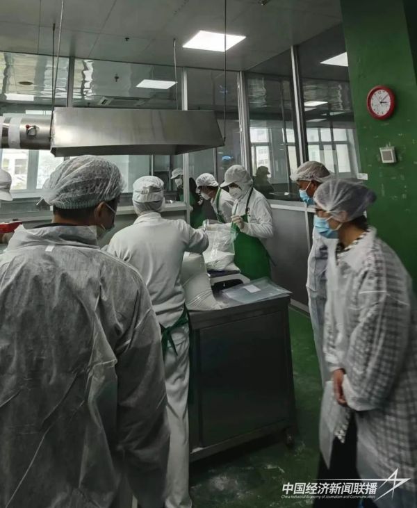 20240131  廈門市應(yīng)急管理局組織開展粉塵涉爆企業(yè)專項(xiàng)執(zhí)法檢查2.jpeg