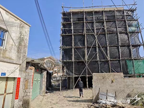 20240219  “三心”服務(wù)——廈門城管人的新春假期3.jpg?v=1708313609