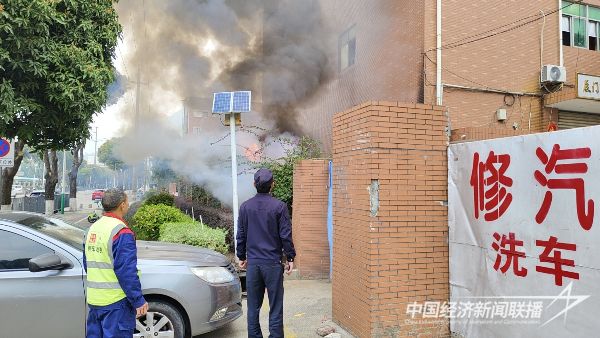 20240219  “三心”服務(wù)——廈門城管人的新春假期13.jpeg