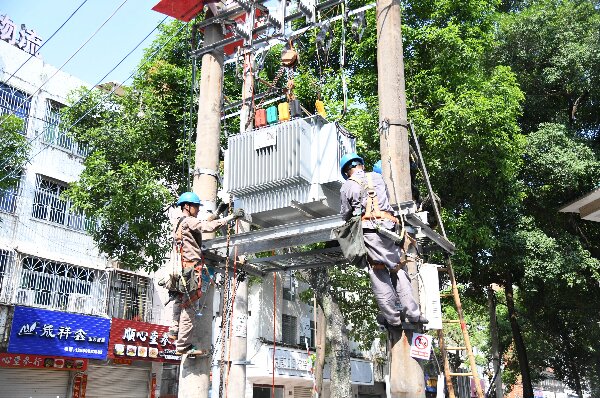 20240807  云霄供電：及時增容改造保障群眾用上“滿格電”1.jpg?x-oss-process=style/water