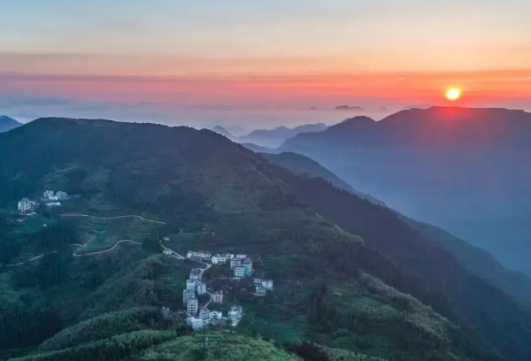 20241118  《日落日出》 走近鄉(xiāng)村讀懂農(nóng)民6.jpg?x-oss-process=style/water